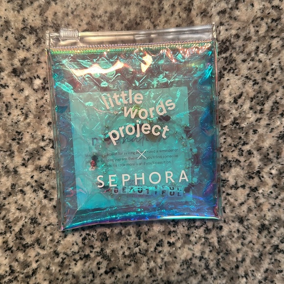 NEW 💕 Little Words project x Sephora collab. - Picture 4 of 4